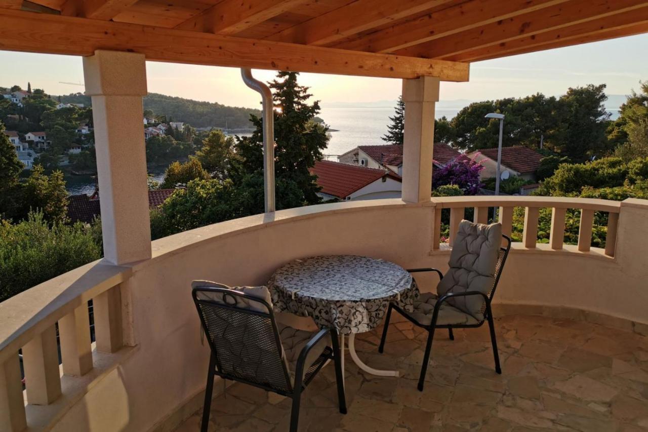 Apartments By The Sea Splitska, Brac - 2923 포스티라 외부 사진