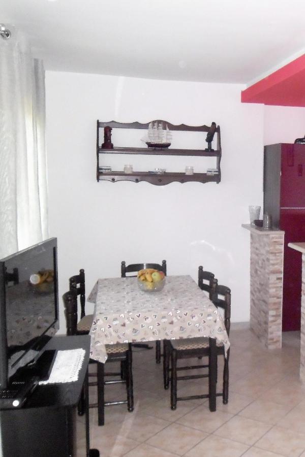 Apartments By The Sea Splitska, Brac - 2923 포스티라 외부 사진